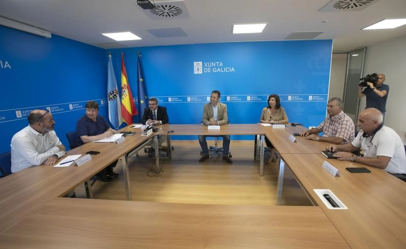 Imagen del artículo La Xunta traslada a las federaciones de cofradías que la Ley de Ordenación do Litoral dará seguridad jurídica al sector del mar de Galicia y velará por su futuro