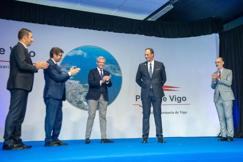Imagen del artículo Rueda destaca a Carlos Botana como el perfil ideal para impulsar la competitividad y la capacidad logística del puerto de Vigo