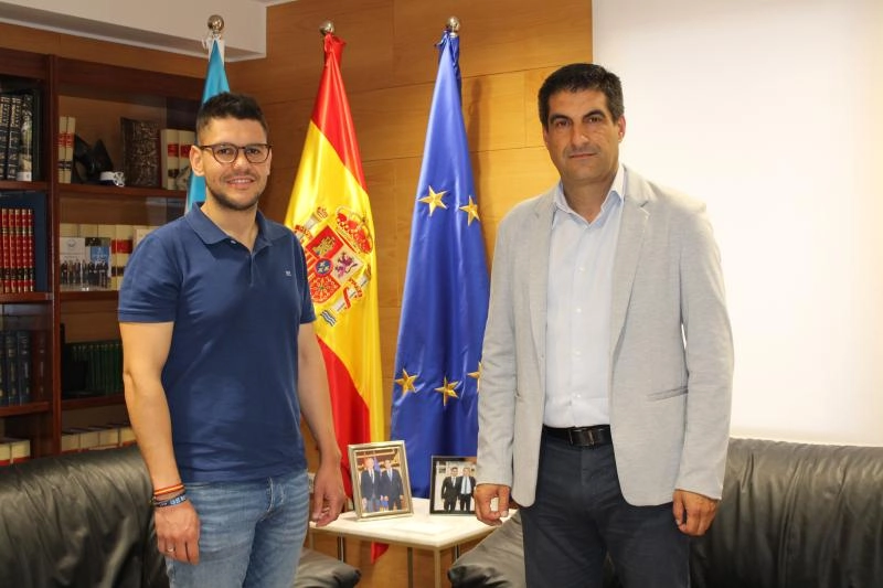 Imagen del artículo El delegado territorial de la Xunta en Ourense se reúne con el alcalde de Baños de Molgas