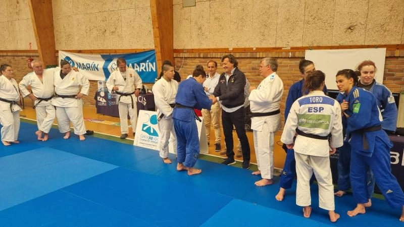 Imagen del artículo Lete visita el 34º Stage Internacional de Tecnificación de judo de Marín que ayuda a 150 deportistas de base a llegar al más alto