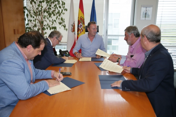 Imagen del artículo Gobierno, Universidad de Cantabria y Ayuntamiento de Valderredible firman un nuevo convenio para seguir impulsando el Observatorio Astronómico