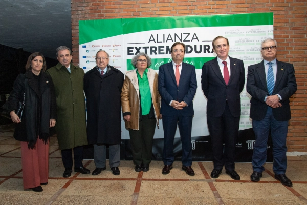 Imagen del artículo Fernández Vara resalta la importancia de la Universidad para el proceso de transformación de Extremadura