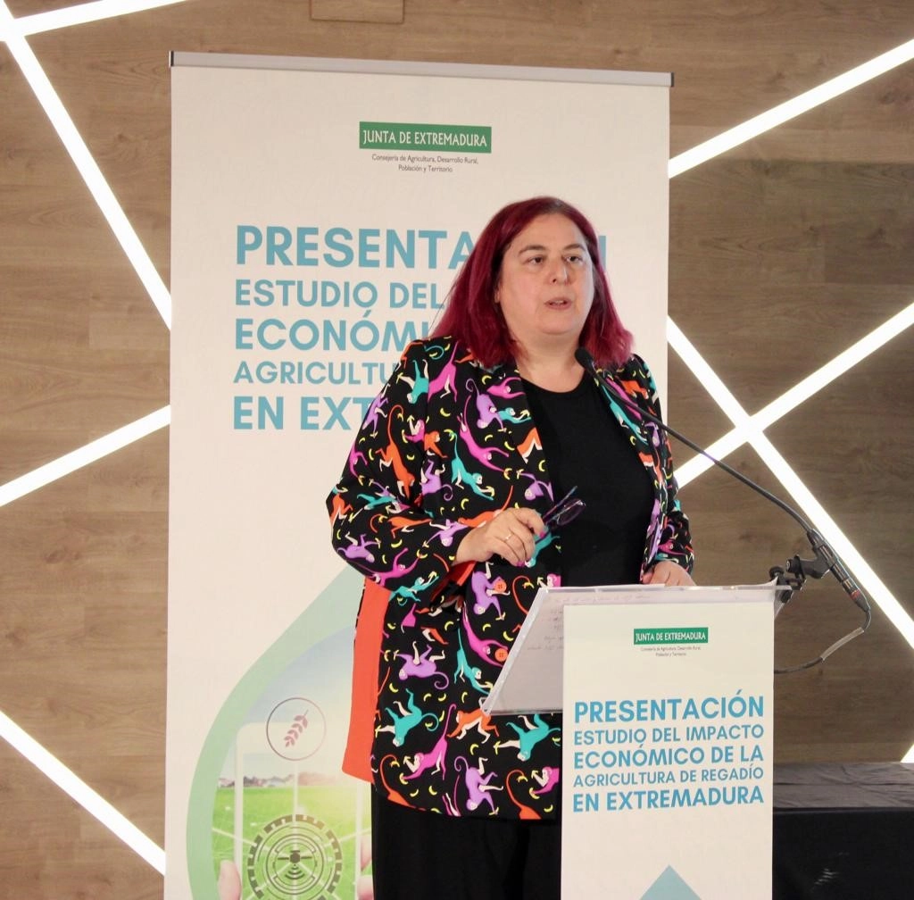 Imagen del artículo La Junta y la Universidad de Extremadura destacan al sector del regadío como factor clave en el desarrollo económico extremeño