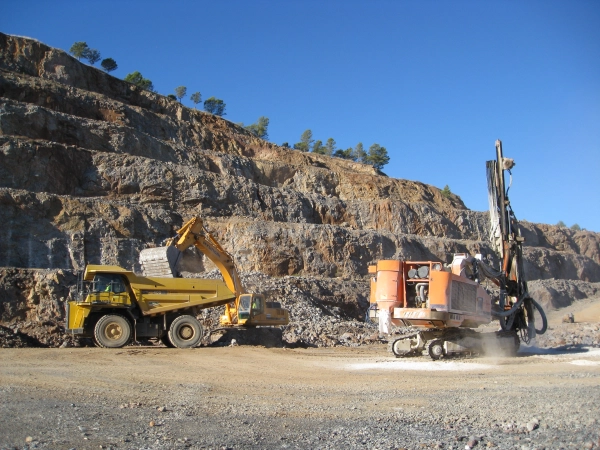 Imagen del artículo Industria convoca ayudas para actuaciones de mejora de las condiciones laborales en explotaciones mineras