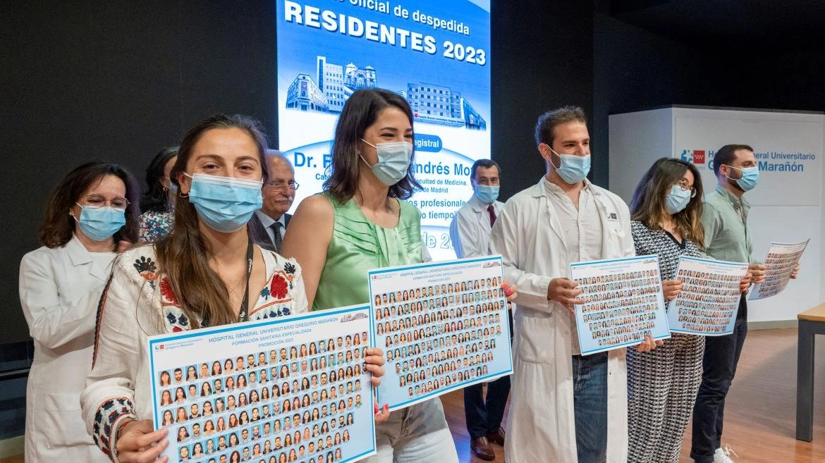 Imagen del artículo El Hospital Gregorio Marañón homenajea a los 141 residentes que han finalizado su formación sanitaria especializada en el hospital