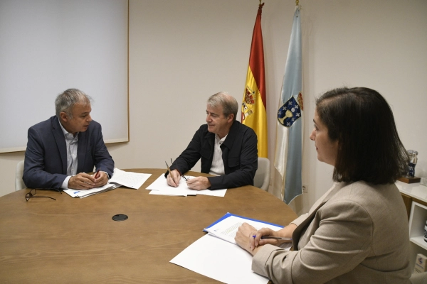 Imagen del artículo Xunta e Concello de Carballo asinan a cesión de solo para a construción de 73 vivendas de promoción pública, no mesmo día que o Executivo galego licita a redacción do proxecto e dirección da obra