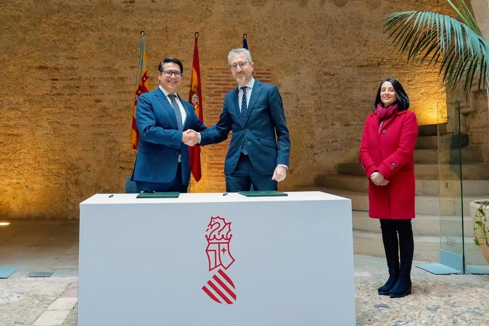 Imagen del artículo La Generalitat y el Banco Europeo de Inversiones firman un préstamo por importe de 50 millones para acometer nuevas inversiones en FGV