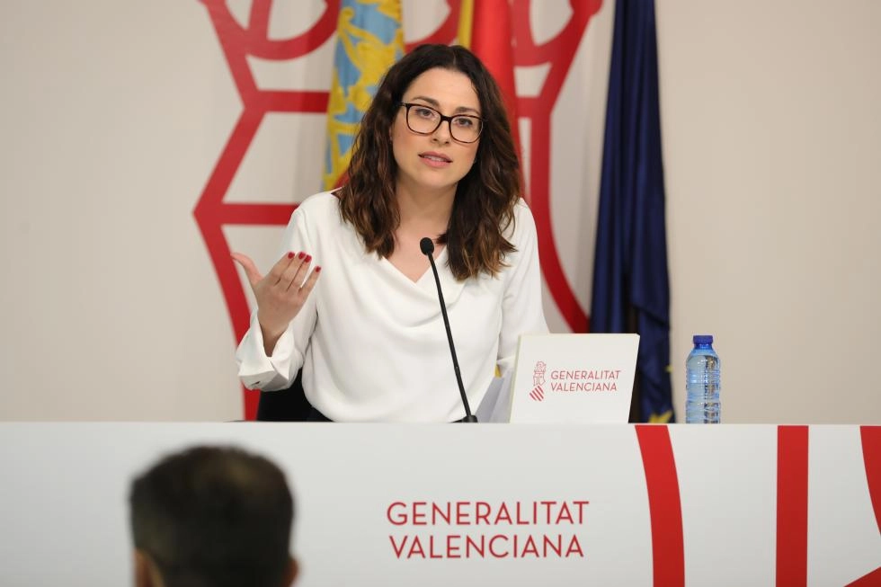 Imagen del artículo Aitana Mas: La futura Ley valenciana de familias avanza en la corresponsabilidad como base para una maternidad y paternidad responsable