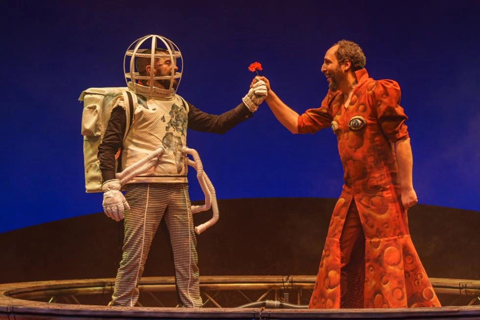 Imagen del artículo El Teatre Principal de València presenta el espectáculo 'Villa y Marte', de la compañía Ron Lalá