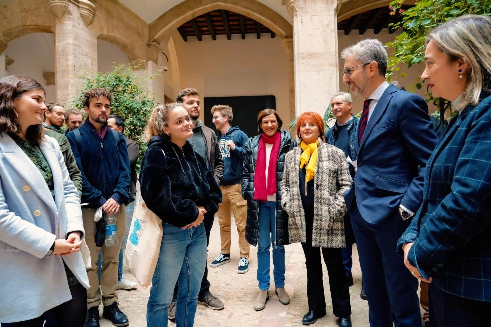 Imagen del artículo La Generalitat destina 545.000 euros al programa Eurodisea para empresas de la Comunitat que ofrezcan prácticas laborales a jóvenes europeos
