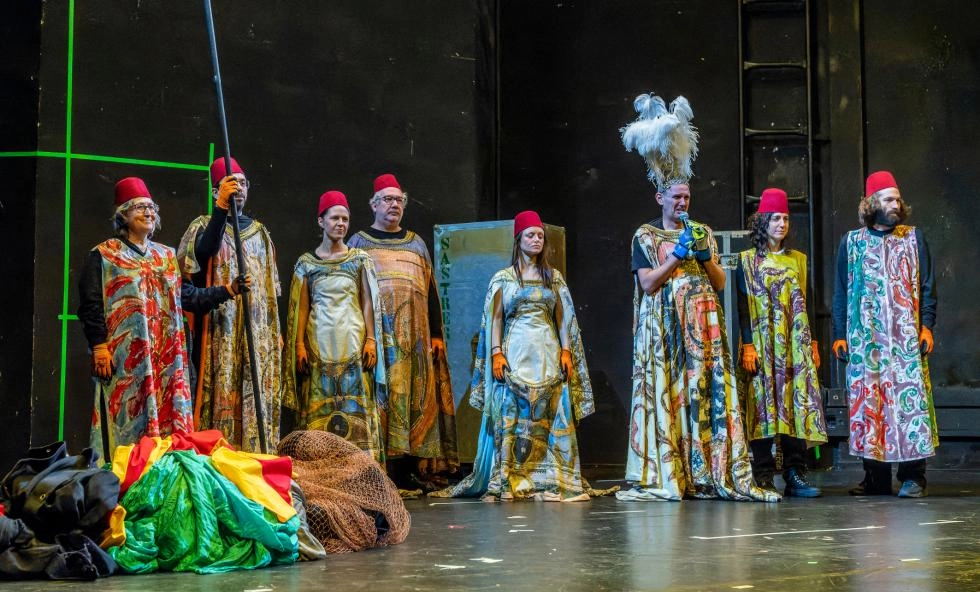 Imagen del artículo El IVC presenta su última producción, 'Obra pública', y el flamenco de Sara Calero en el Teatre Arniches