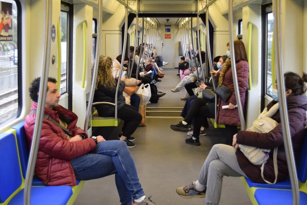 Imagen del artículo La Generalitat inicia la sustitución de 10.000 asientos de metro y tranvías para aumentar las plazas reservadas y mejorar su mantenimiento