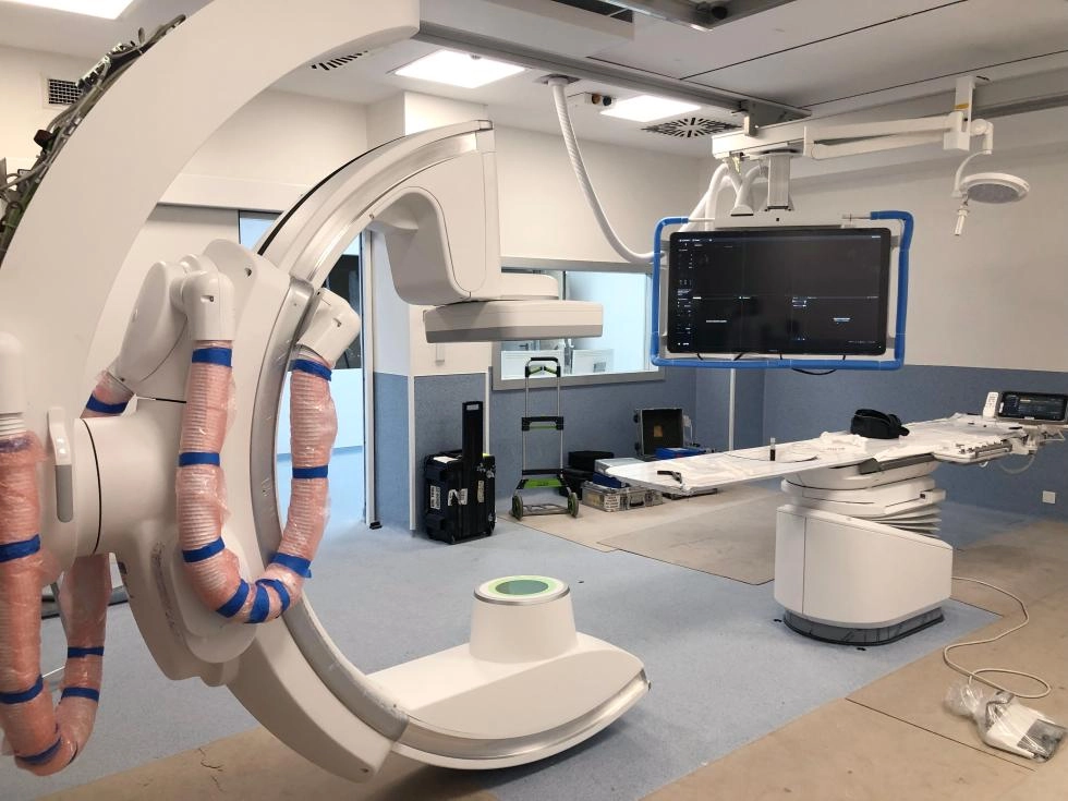Imagen del artículo El Hospital Peset incorpora un nuevo quirófano híbrido de radiología intervencionista más rápido y más seguro