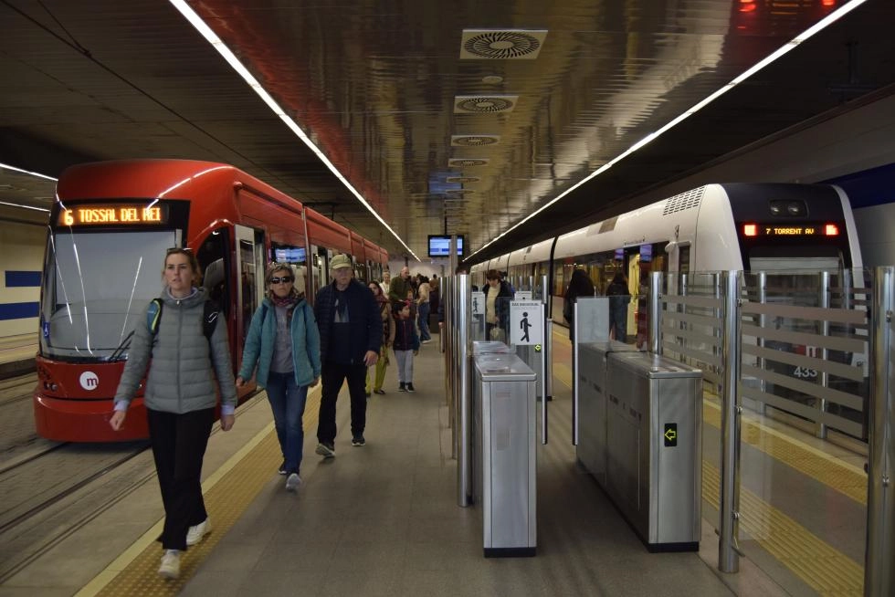 Imagen del artículo Metrovalencia modifica el servicio del tranvía con motivo de la Semana Santa Marinera de València