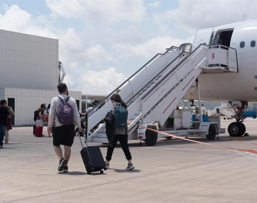 Imagen del artículo El Aeropuerto de Castellón licita dos campañas para la captación de nuevas rutas europeas y la consolidación de las conexiones nacionales