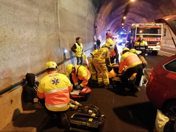 Imagen del artículo Simulacre d'accident de trànsit al túnel de Mont-Ros (Sant Joan les Fonts)