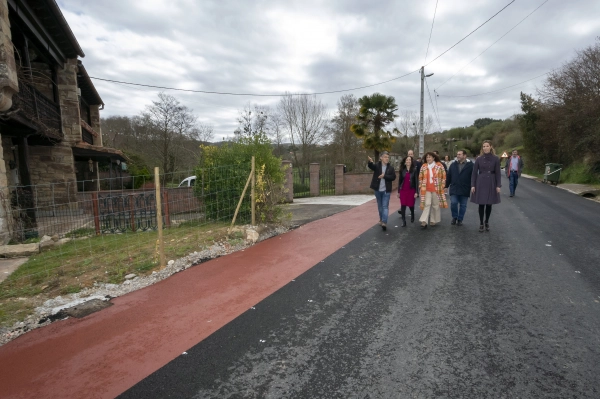 Imagen del artículo Obras Públicas mejora la seguridad vial en Ruiseñada con la construcción de un nuevo paseo peatonal