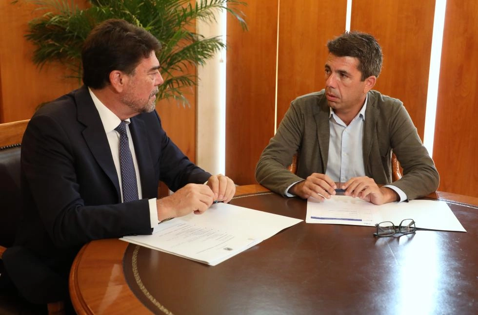 Imagen del artículo Carlos Mazón anuncia la reactivación de los proyectos sociales y las infraestructuras pendientes con la ciudad de Alicante