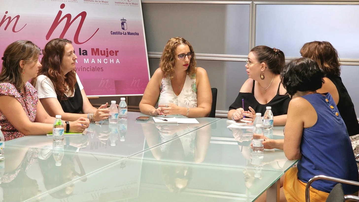 Imagen del artículo El Gobierno de Castilla-La Mancha apoya la labor asociativa del colectivo LGTBI y el fomento de la no discriminación