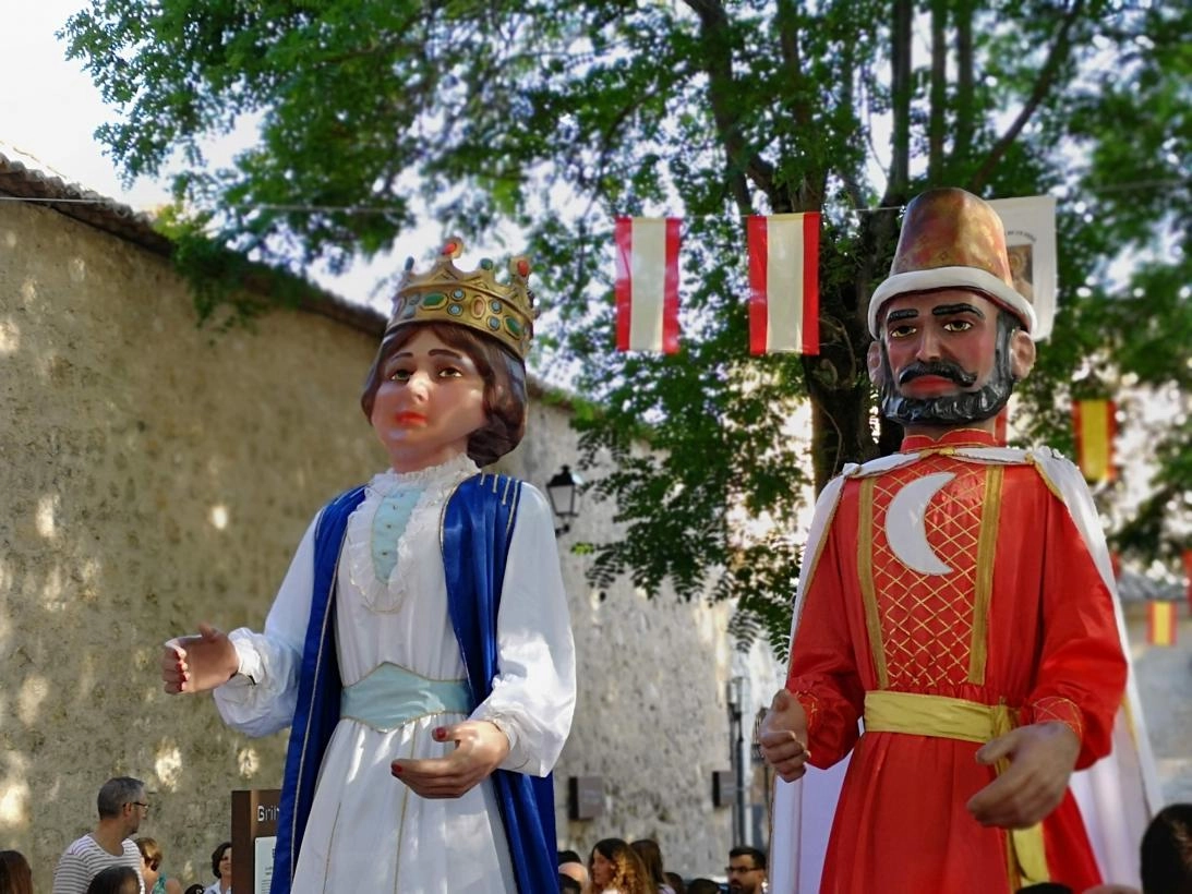 Imagen del artículo El Gobierno de Castilla-La Mancha declara la Procesión Recogida de la Cera de Brihuega como Fiesta de Interés Turístico Regional