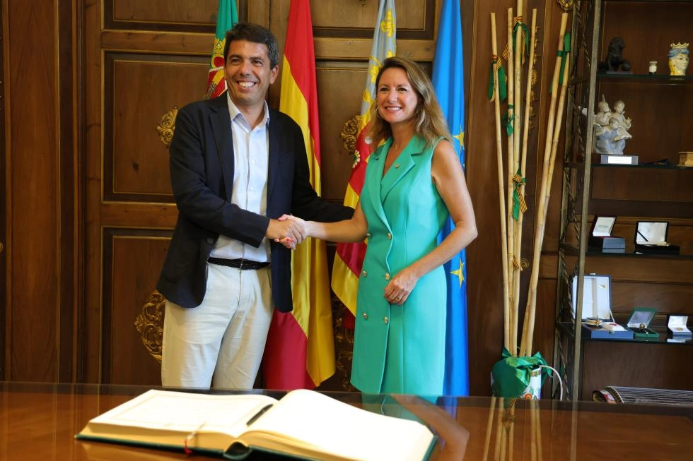 Imagen del artículo Carlos Mazón ratifica el compromiso del Consell por hacer realidad el nuevo Hospital General de Castellón y la ampliación de la línea 1 del TRAM