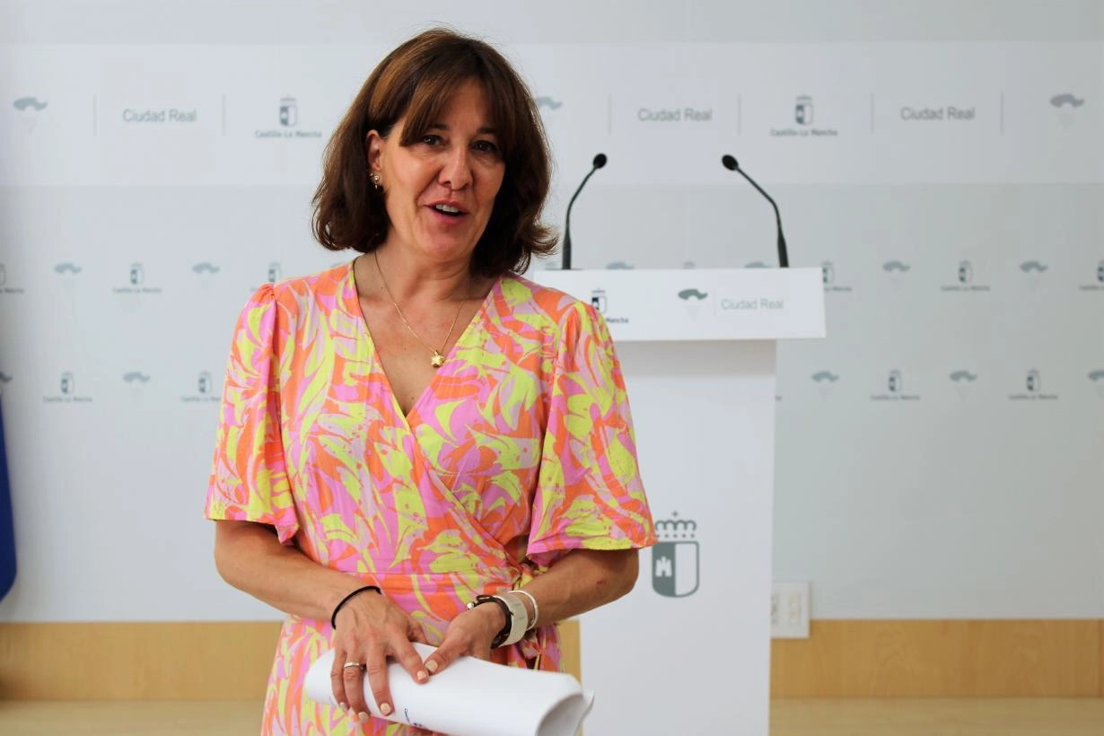Imagen del artículo Blanca Fernández recuerda a la alcaldesa de La Solana que los minutos de silencio no son propaganda, sino un acto de unidad, de solidaridad y de justicia