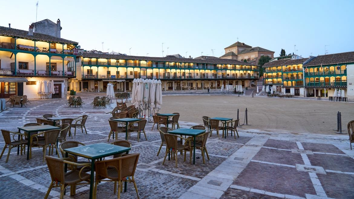 Imagen del artículo La Comunidad de Madrid invita a descubrir las plazas mayores de seis municipios a través de diversas rutas