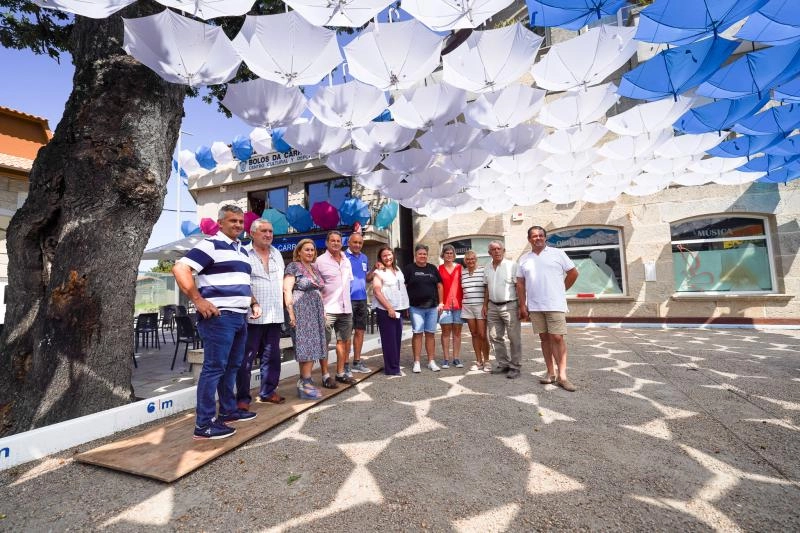 Imagen del artículo La delegada de la Xunta visita el Centro Cultural y Deportivo Bolos da Carrasca en Nigrán