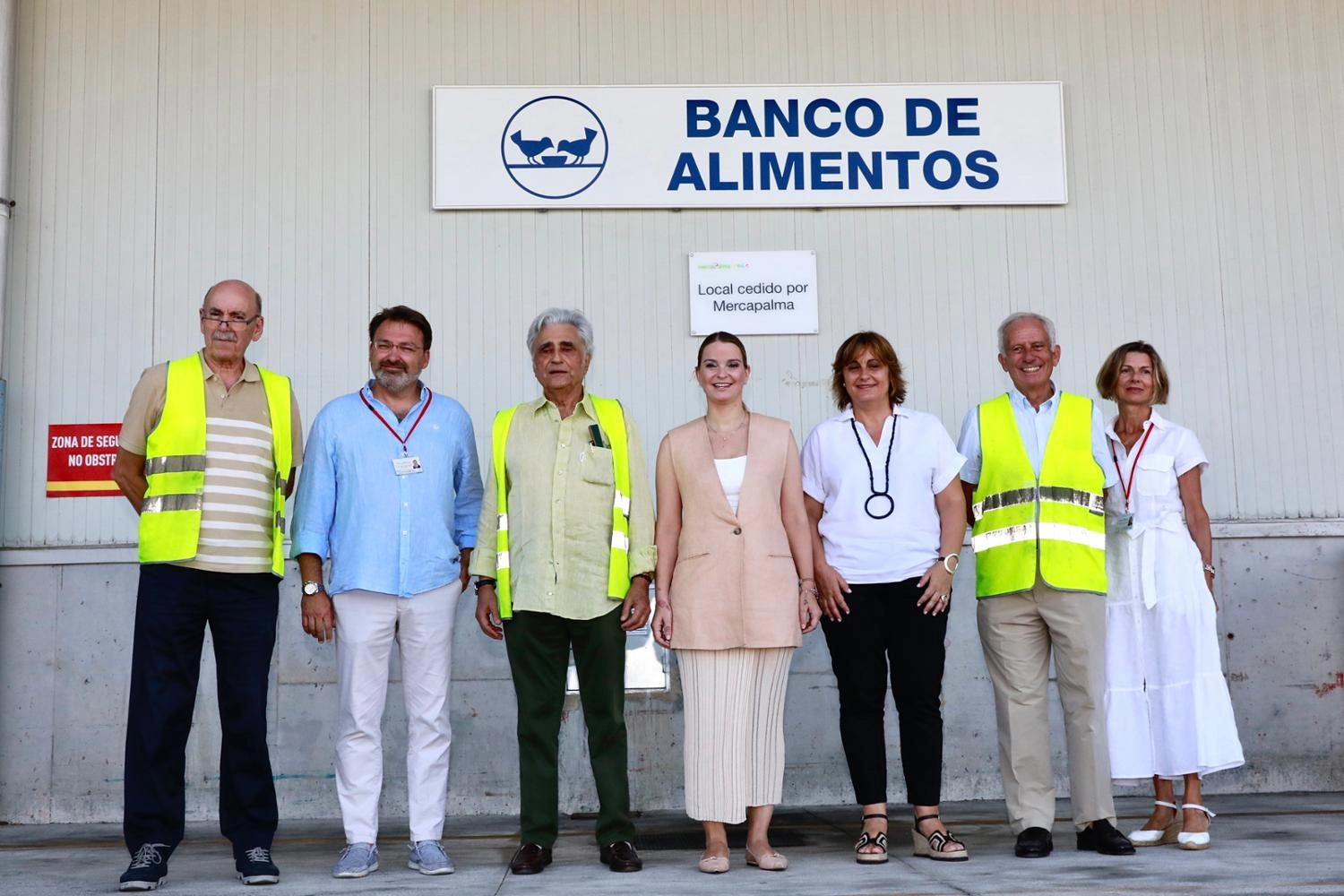 Imagen del artículo La presidenta Marga Prohens visita la Fundación Banco de Alimentos Mallorca y traslada la voluntad de máxima colaboración por parte del Govern