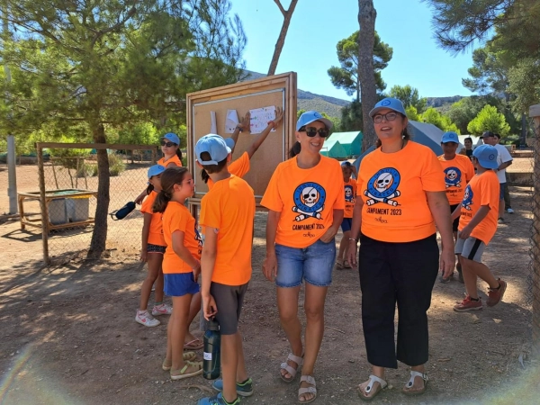 Imagen del artículo La consellera de Salut ha visitado hoy a los niños y jóvenes del campamento diabetológico de las Illes Balears, en la Victòria 