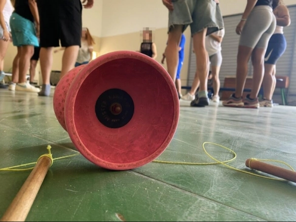 Imagen del artículo Justícia organitza tres tallers de circ als Centres educatius de Justícia Juvenil per treballar la rehabilitació dels joves