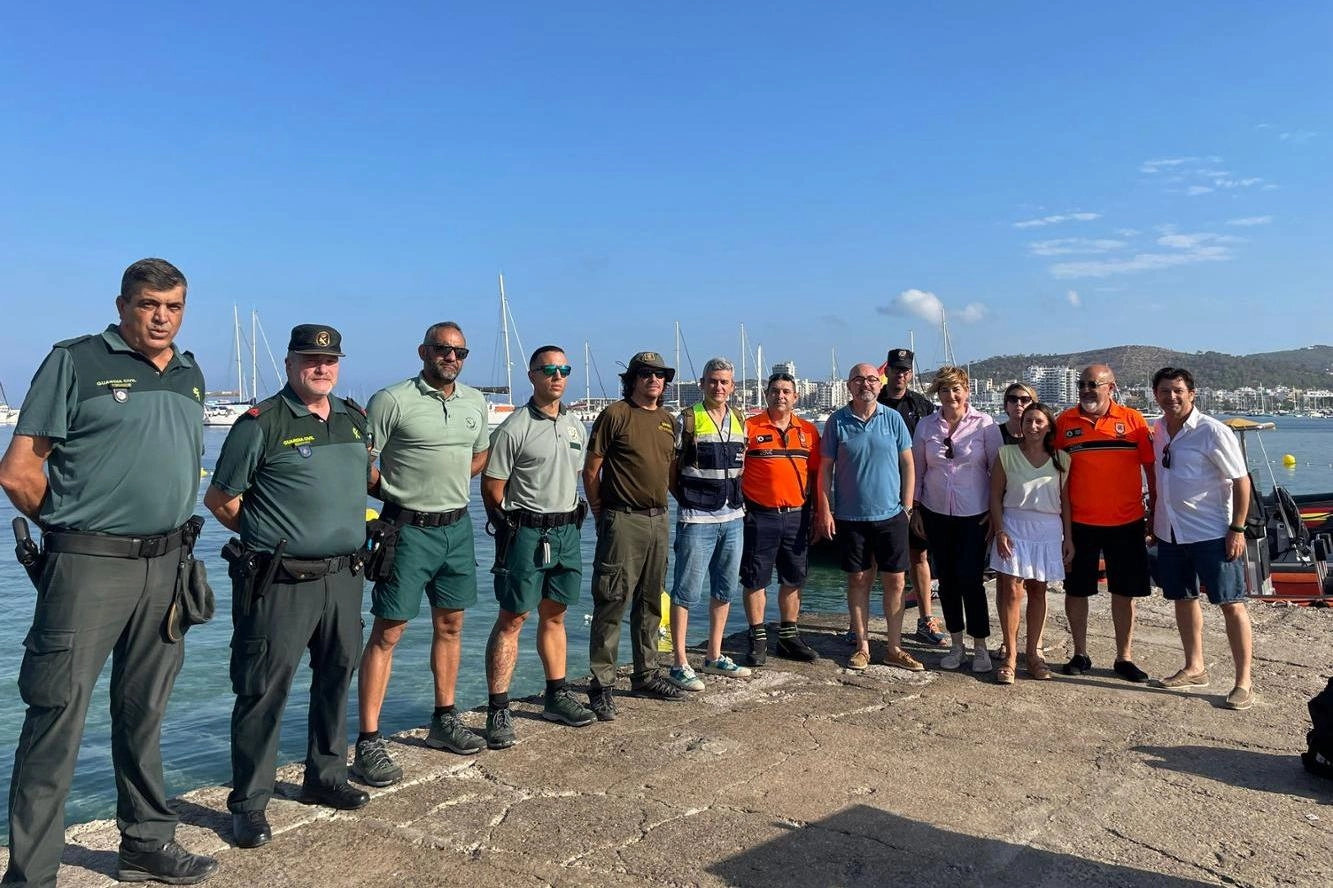 Imagen del artículo La Conselleria del Mar y del Ciclo del Agua realiza un operativo con la Guardia Civil en Eivissa contra el fondeo irregular y actividades ilegales