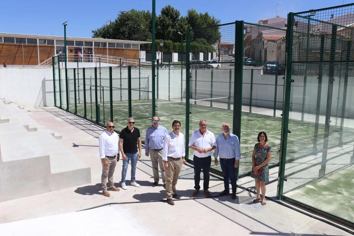 Imagen del artículo El Gobierno de Castilla-La Mancha financia la rehabilitación de la pista polideportiva de Munera