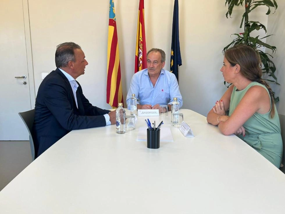 Imagen del artículo José Luis Aguirre se reúne con el presidente de la CEV