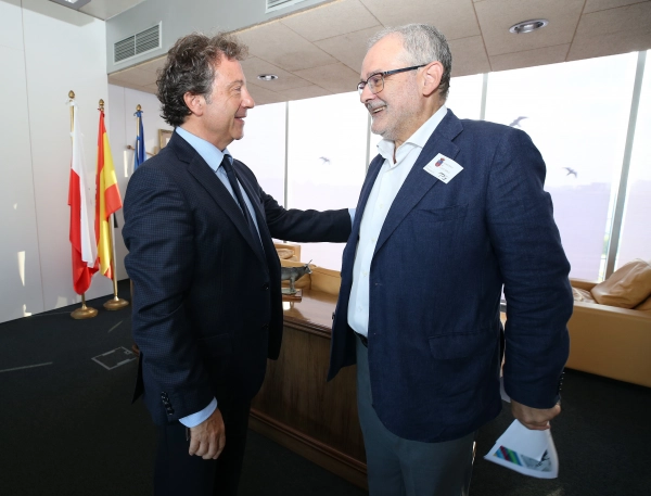 Imagen del artículo Gobierno y Universidad de Cantabria reforzarán su colaboración para desarrollar acciones comunes en el sector primario