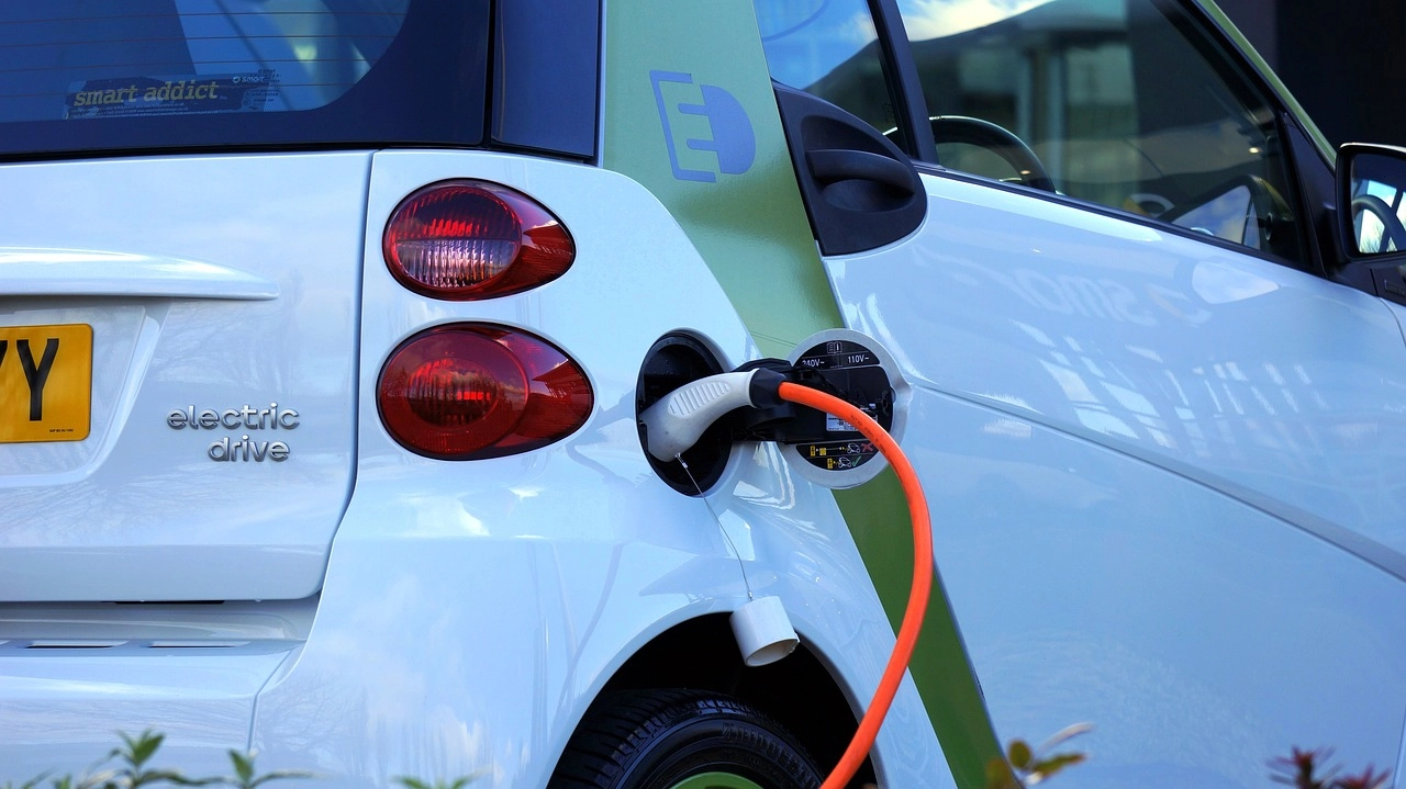 Imagen del artículo El Moves III despliega 4,8 millones en ayudas para coches eléctricos y puntos de recarga