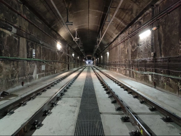 Imagen del artículo Ferrocarrils reprèn el servei habitual a la línia Llobregat-Anoia un cop finalitzades les obres al túnel de sortida de Barcelona