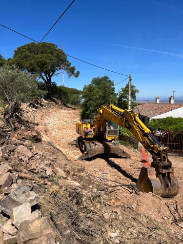Imagen del artículo Próximas a su finalización las obras de acondicionamiento viario de la Sierra de la Mosca de Cáceres