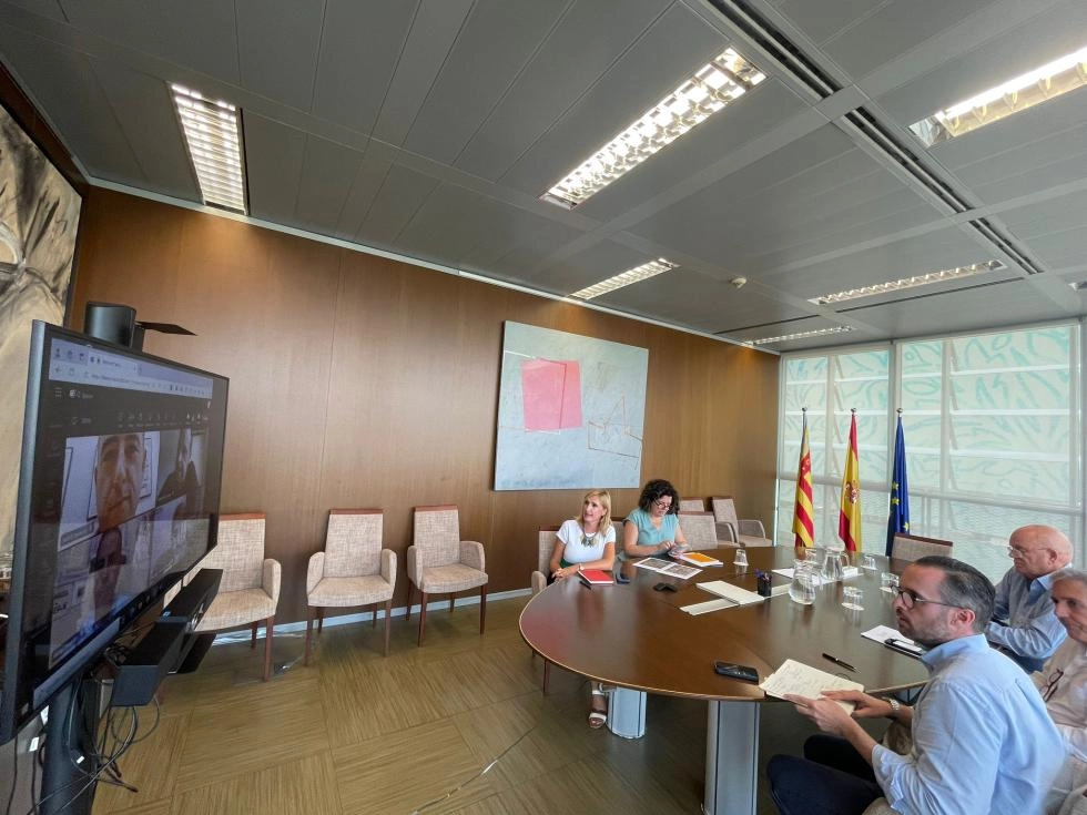 Imagen del artículo Pradas avanza a los alcaldes y la Diputación de Castellón que en breve se iniciarán los trabajos para reparar el puente de Forcall dañado por la DANA