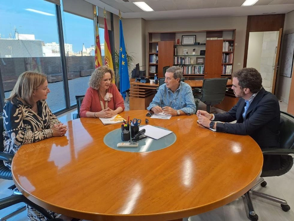 Imagen del artículo Marciano Gómez se ha reunido con la alcaldesa de Torrent, Amparo Folgado