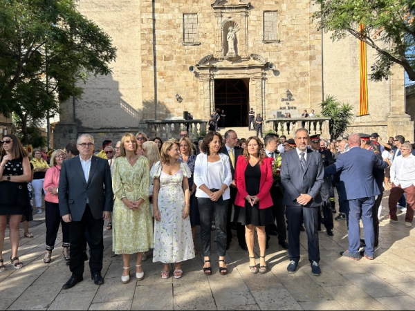 Imagen del artículo El delegat Joan Borràs participa en les ofrenes florals de la Diada a Sant Boi de Llobregat i El Papiol