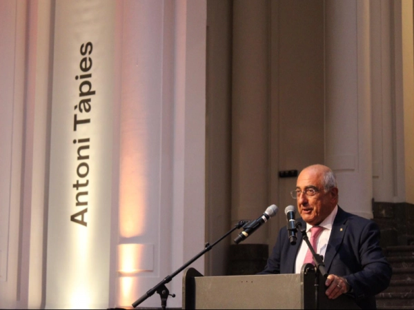 Imagen del artículo El conseller Nadal participa a Brussel·les en la inauguració d'una gran retrospectiva sobre Antoni Tàpies amb motiu del centenari del seu naixement