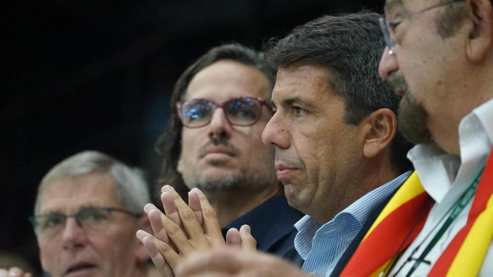 Imagen del artículo Carlos Mazón asiste al encuentro entre España-Serbia de la Copa Davis en Valencia