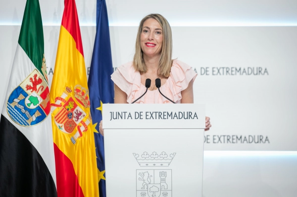 Imagen del artículo María Guardiola considera 'una magnífica noticia' para Extremadura que la Gigafactoría de Navalmoral de la Mata haya obtenido la financiación para que sea una realidad