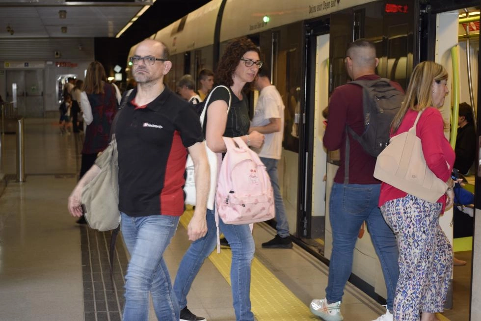 Imagen del artículo Infraestructuras registró 5,1 millones de viajes en agosto en el metro y tranvía de Valencia