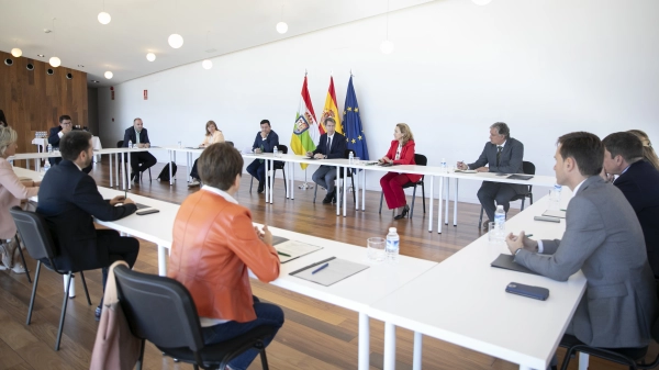 Imagen del artículo El Gobierno de La Rioja avanza a las cabeceras de comarca su intención de incrementar un 5% la partida destinada al convenio de cabeceras en 2024