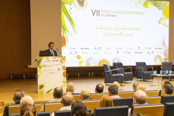 Imagen del artículo Palencia se compromete a implementar medidas para desarrollar e incentivar el sector agroalimentario de Cantabria