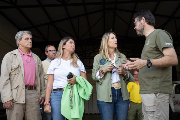 Image 7 of article La presidenta visita junto a la consejera de Gestión Forestal los trabajos de recuperación de Las Hurdes y Gata tras los incendios
