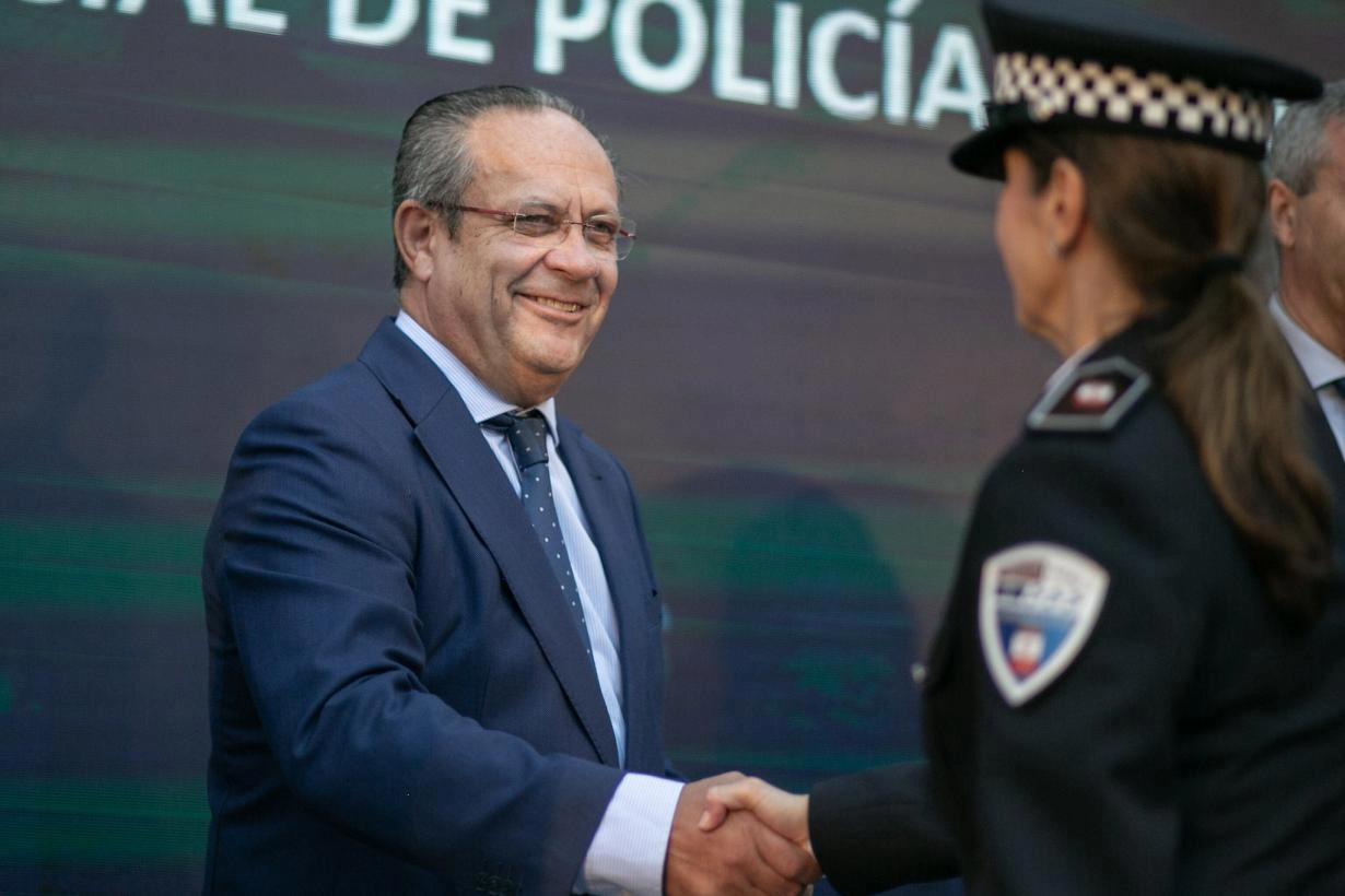 Image 3 of article El Gobierno regional ofrece su colaboración a ayuntamientos y Policía Local para seguir mejorando la profesionalidad del Cuerpo