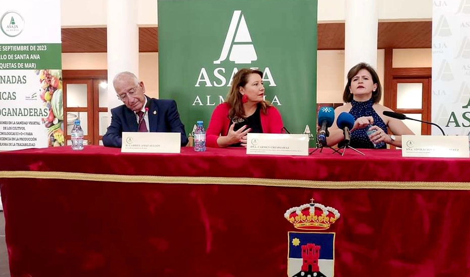 Imagen del artículo Carmen Crespo apuesta por convertir Andalucía en la región que produzca más agua regenerada